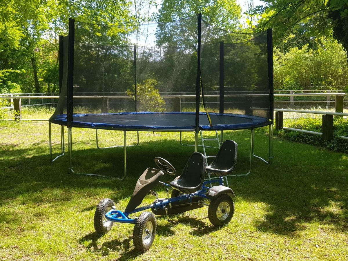 Grosse, Helle Ferienwohnung Mit 2 Balkonen Auf Dem Bauernhof In Der Lueneburger Heide Oetzen Extérieur photo