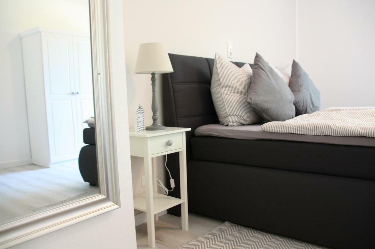 Grosse, Helle Ferienwohnung Mit 2 Balkonen Auf Dem Bauernhof In Der Lueneburger Heide Oetzen Extérieur photo