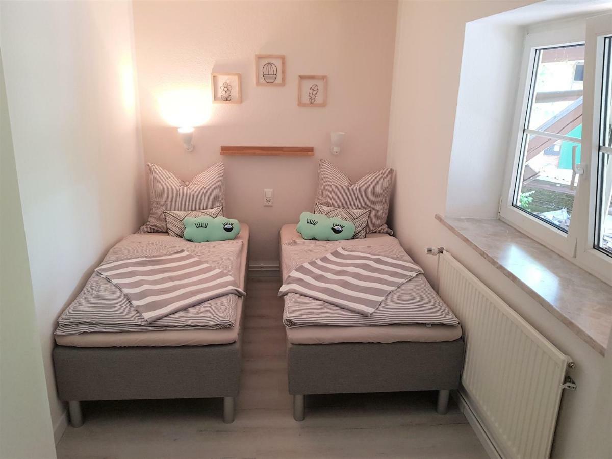 Grosse, Helle Ferienwohnung Mit 2 Balkonen Auf Dem Bauernhof In Der Lueneburger Heide Oetzen Extérieur photo