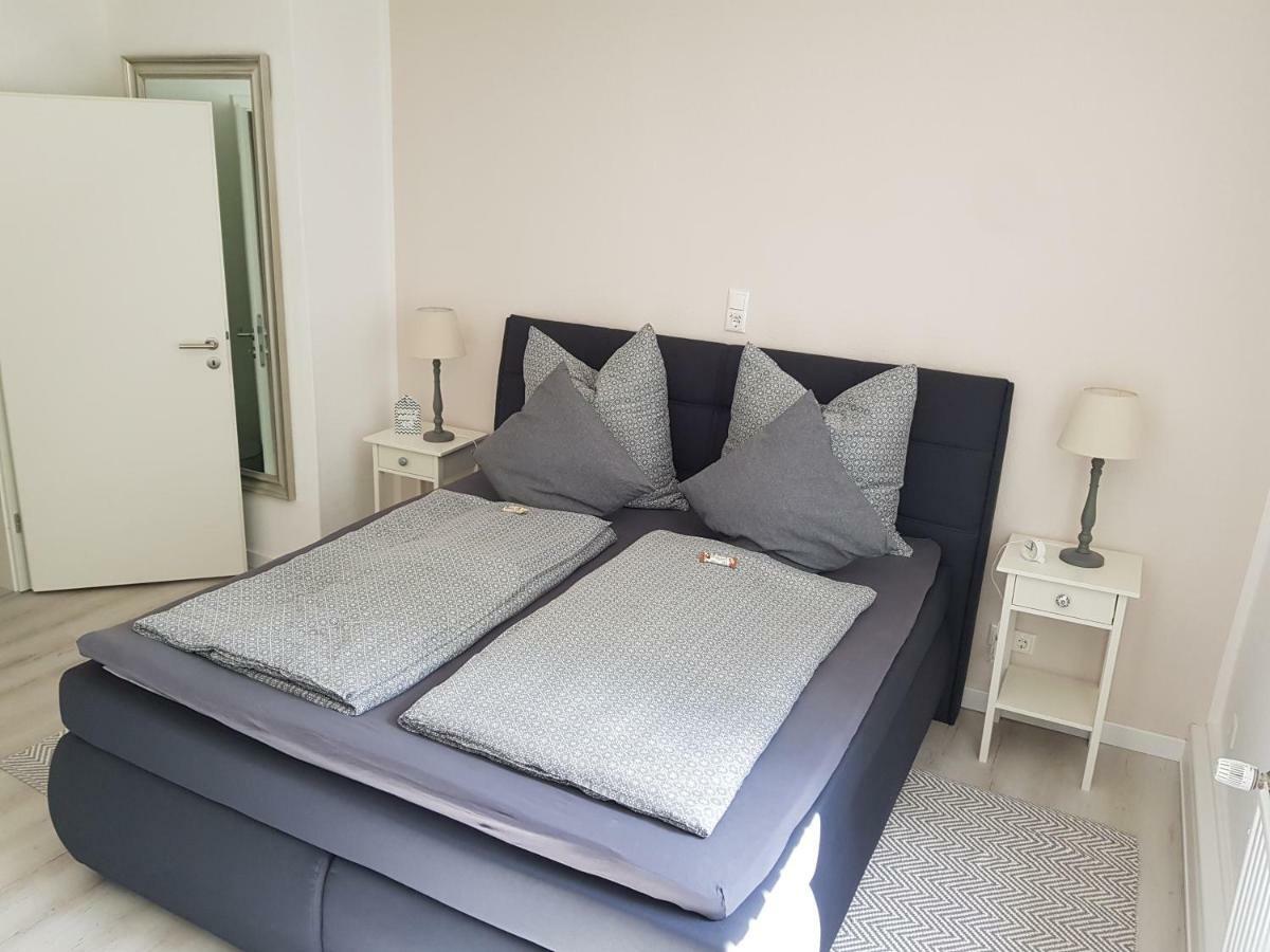 Grosse, Helle Ferienwohnung Mit 2 Balkonen Auf Dem Bauernhof In Der Lueneburger Heide Oetzen Extérieur photo