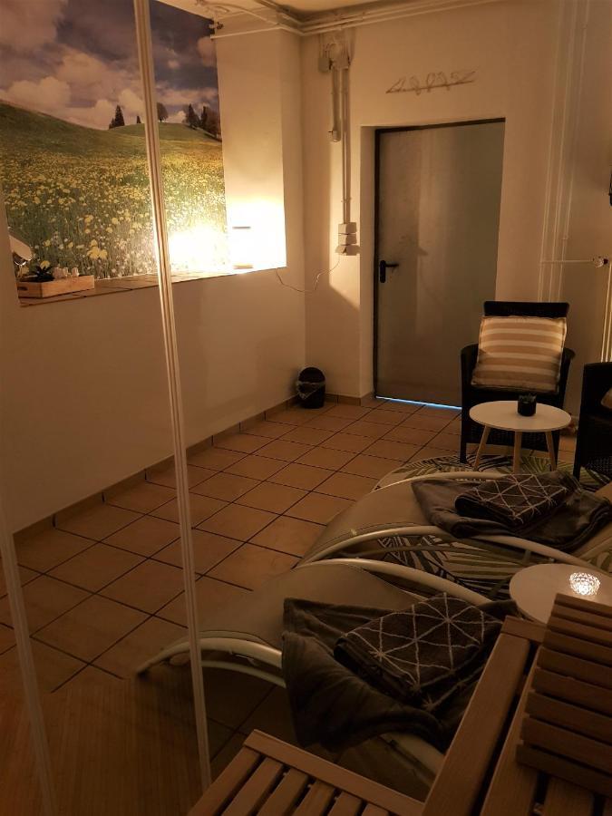 Grosse, Helle Ferienwohnung Mit 2 Balkonen Auf Dem Bauernhof In Der Lueneburger Heide Oetzen Extérieur photo