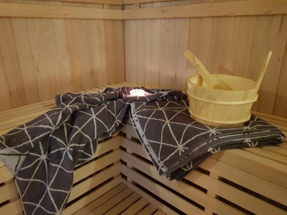 Grosse, Helle Ferienwohnung Mit 2 Balkonen Auf Dem Bauernhof In Der Lueneburger Heide Oetzen Extérieur photo